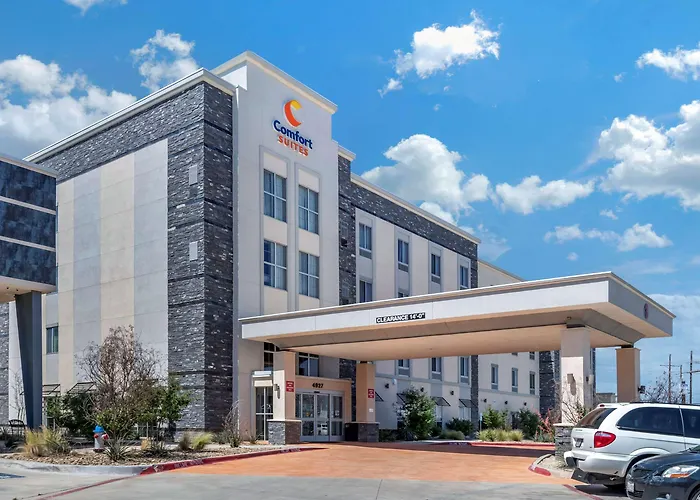 Comfort Suites - University Lubbock