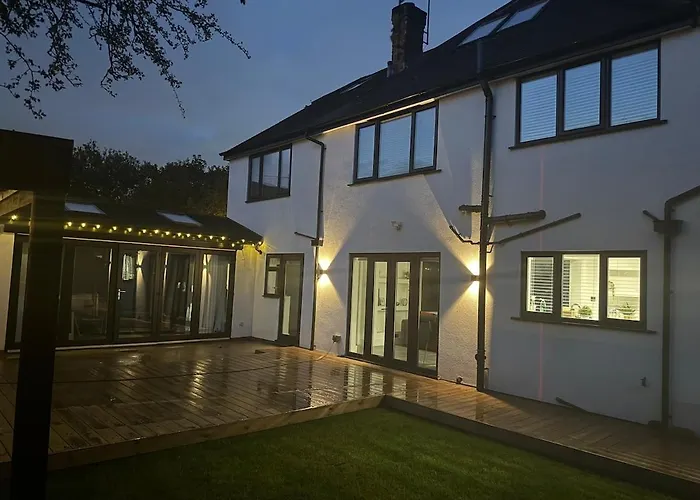 Hyacinth House Villa Birmingham