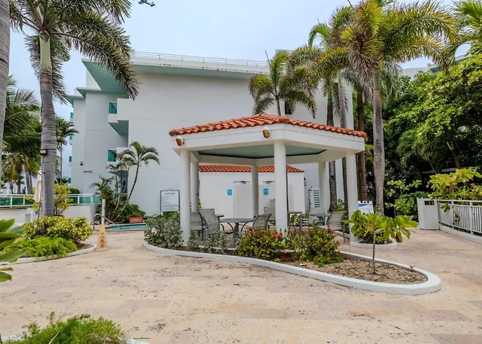 Condado Lagoon Villas-Lagoon View Studio San Juan