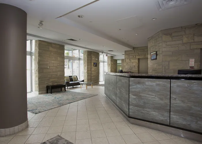 The Falls Hotel & Inn Niagara Falls