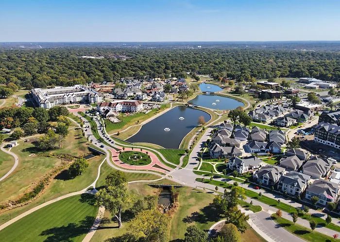 The Inn At Meadowbrook Overland Park