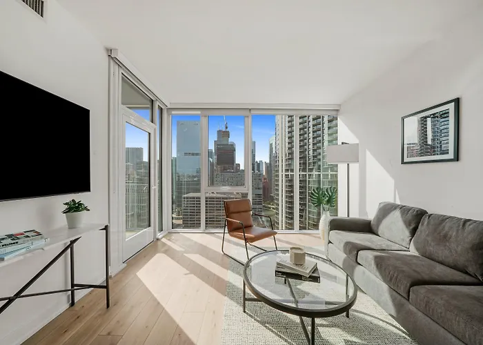 Level Chicago - River North