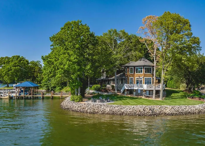 The Chasestone Villa Mooresville