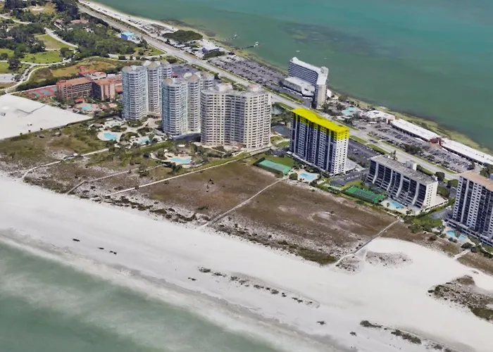 Beachfront Studio With Shared Pool And Tennis Courts Clearwater Beach