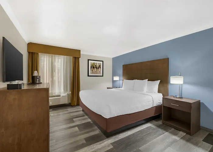 Best Western Airport Albuquerque Innsuites Hotel & Suites