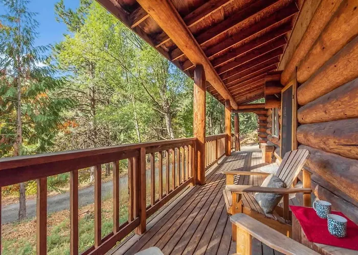 Bear Ridge Cabin - Pacific Retreats Leavenworth