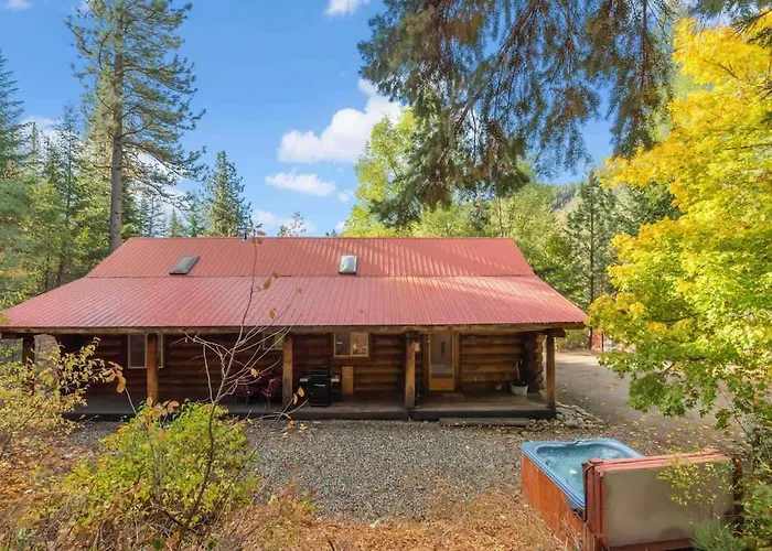 Bear Ridge Cabin - Pacific Retreats Leavenworth
