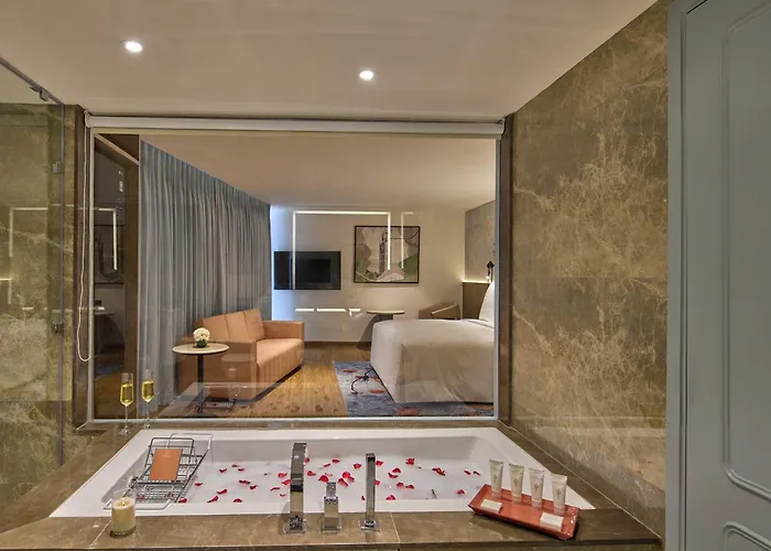 Iconiqa - The Lifestyle Hotel Of Mumbai