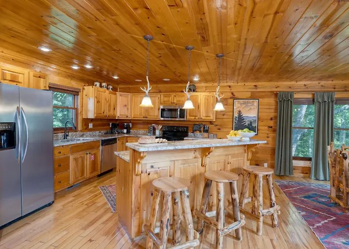 Big Bear Cove By Avantstay Hot Tub Game Room Fireplace Smoky Mtn Views Sevierville