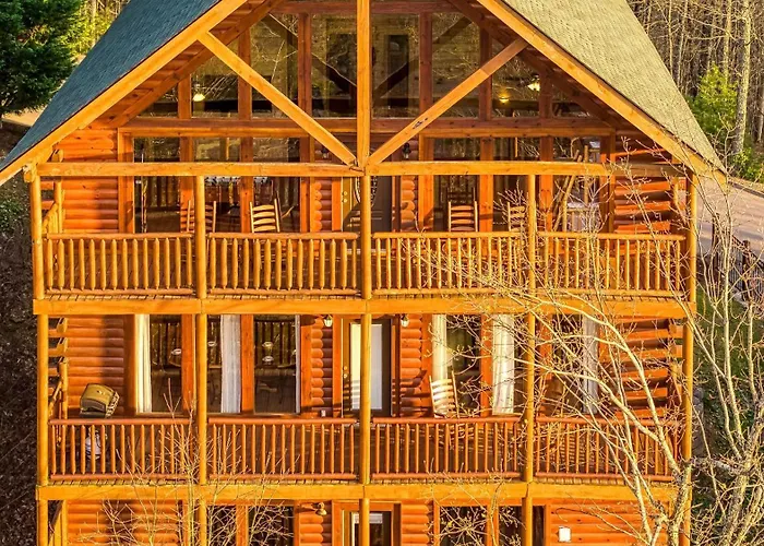 Lookout Lodge By Avantstay Sevierville
