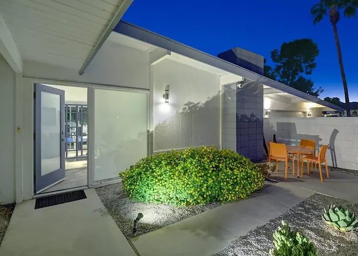 The Happy House - Alice Lodging Palm Springs