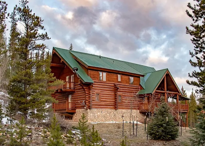 Elk Meadow Lodge: Luxury Log Home, Hot Tub Breckenridge