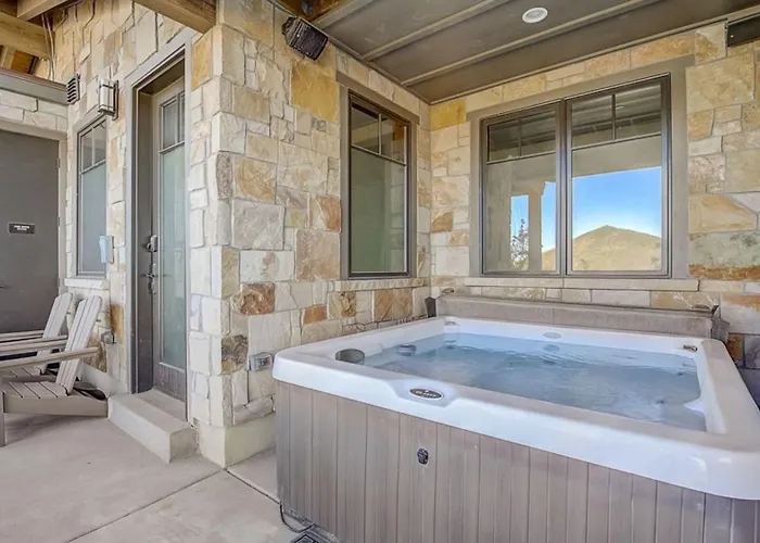 Hot Tub Walk To Park City Mtn Ski Lift Blackstone At The Canyons By Avantstay
