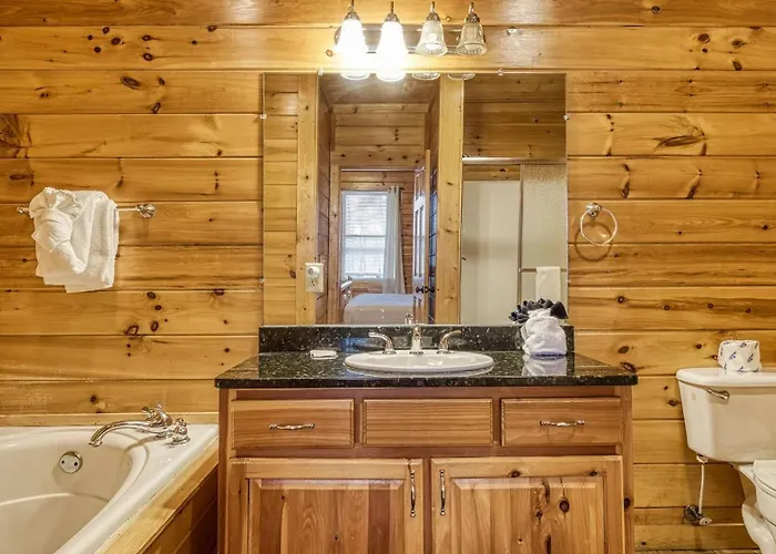 Lookout Lodge By Avantstay Sleeps 18 Hot Tub Game Room Movie Theater View Sevierville