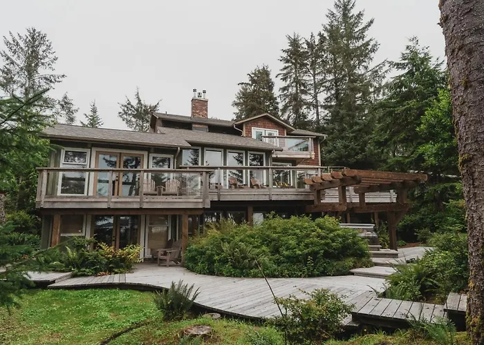 Chesterman On The Point - Beachfront Tofino