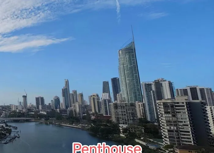 Surfers Hawaiian Holiday Apartments Gold Coast