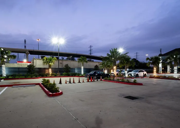 Moonlight Suites - Houston/George Bush Int'L Airport
