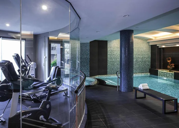 Quay West Suites Melbourne