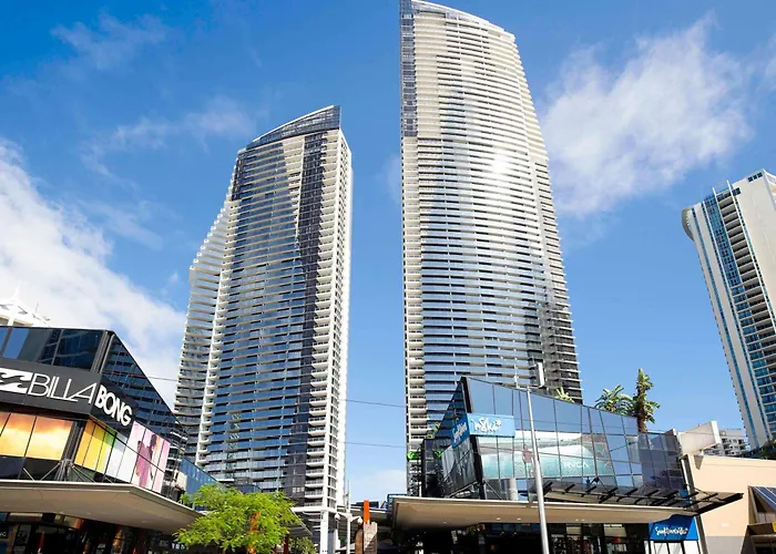 Mantra Circle On Cavill Aparthotel Gold Coast