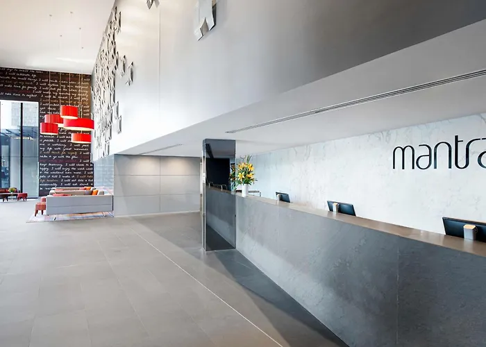 Mantra Circle On Cavill Aparthotel Gold Coast