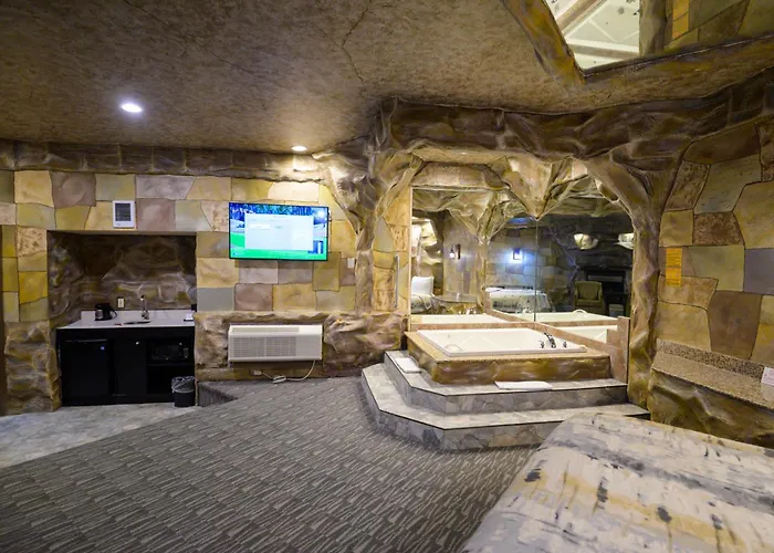 Inn Of The Dove Romantic Luxury & Business Suites Bensalem
