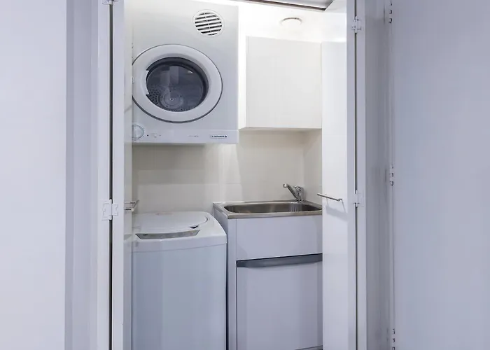 Meriton Suites Church Street, Parramatta Sydney