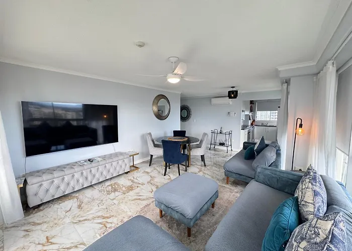 Surfers Beachside Holiday Apartments Gold Coast