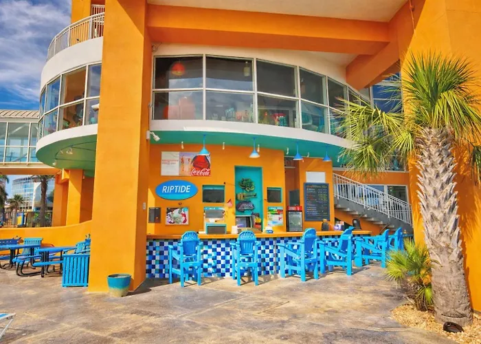 Splash Resort Luxury Pools Lazy River Fun Water Parks Panama City Beach