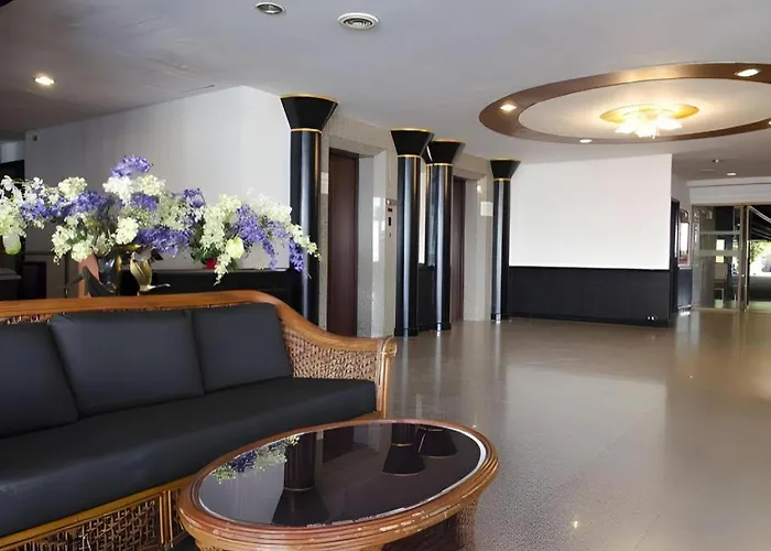 Town In Town Gardent Resort Bangkok