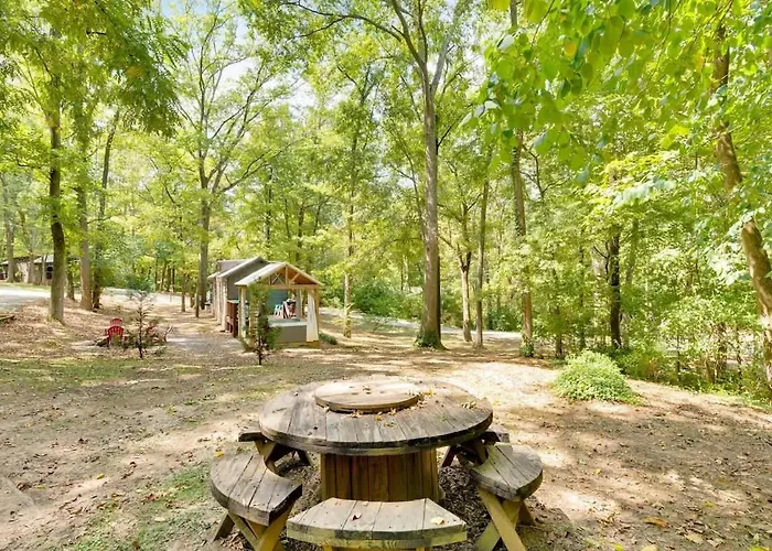 Pops Cabin Lookout Mountain Luxury Tiny Home Chattanooga