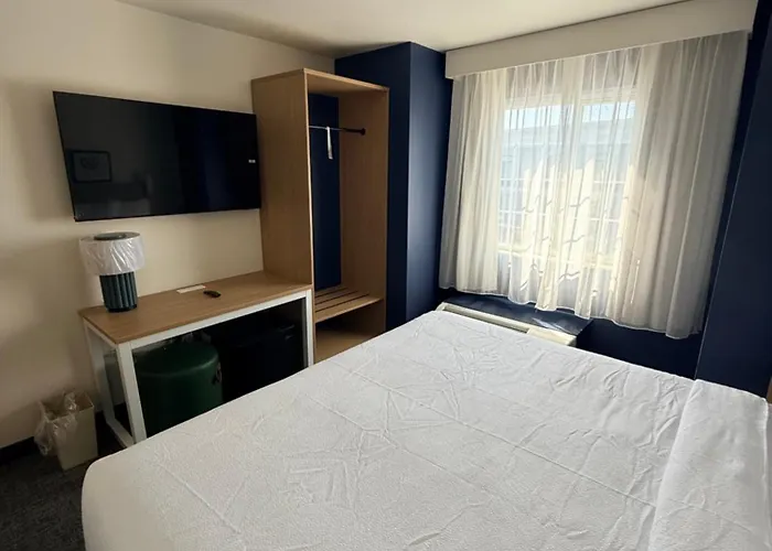 Microtel Inn And Suites Appleton