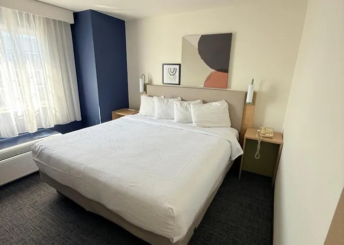 Microtel Inn And Suites Appleton