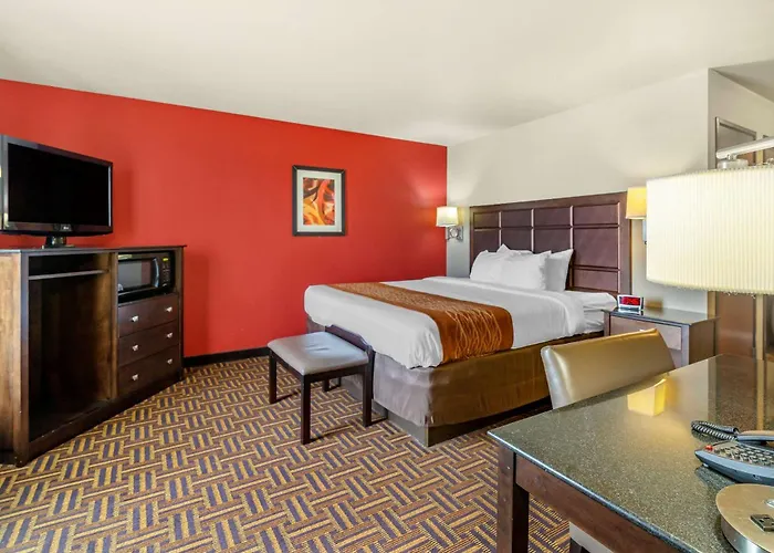 Sonesta Essential Minot Hotel