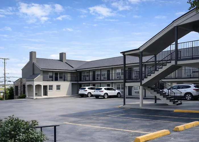 Quarters Inn & Suites Nashville