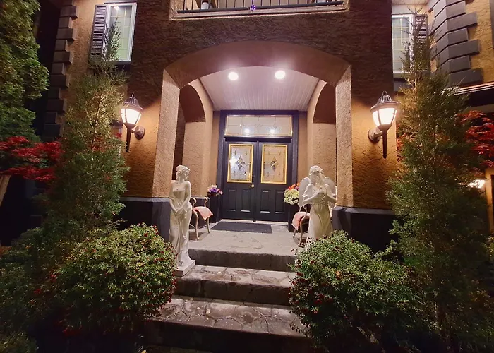 Villa Bellissimo Frantalia - Residence & Galleriseum Kelowna