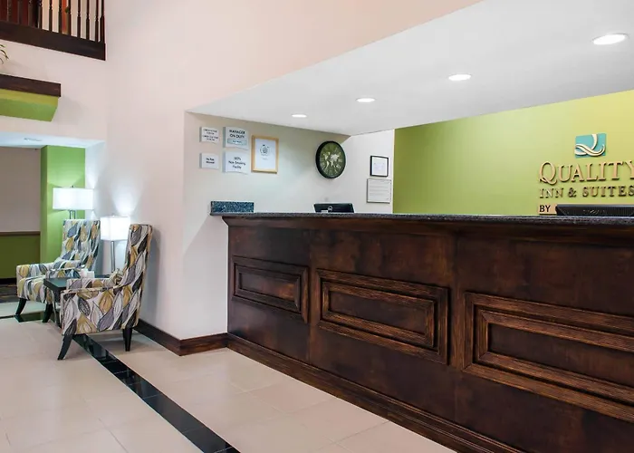 Quality Inn & Suites Anderson I-69