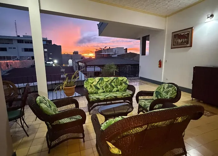 Hotel Santo Tomas / Historical Property San Jose 