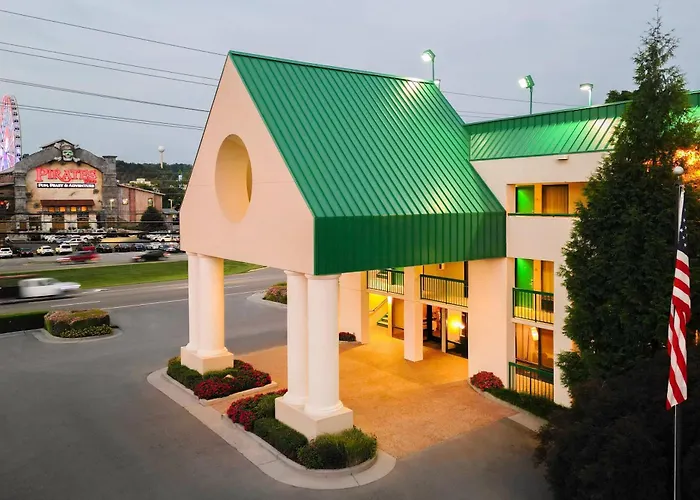 Quality Inn Near The Island Pigeon Forge