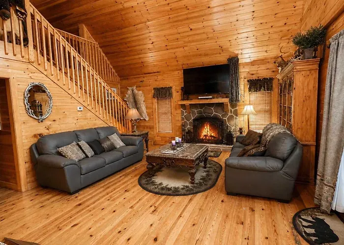 Deer Run, Free Attraction Tickets, Hot Tub, Wifi, Resort Playground, Near Dollywood!!! Sevierville