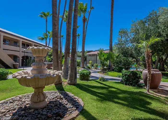 La Fuente Inn & Suites Yuma