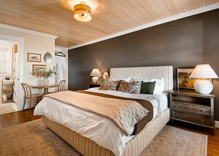 Historic Riverview Inn Three Chattanooga