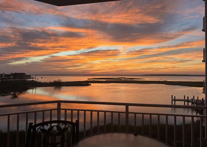 Spacious 3-Bedroom Condo At Sunset Bay Perfect For Families In Ocean City