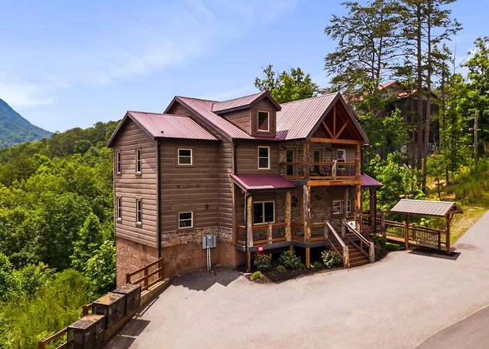 Smoky Mountain Joy Villa Pigeon Forge