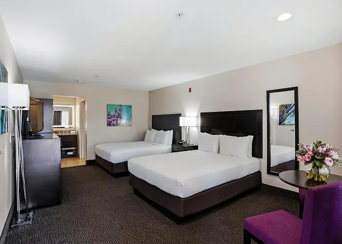 Grand Legacy At The Park Hotel Anaheim