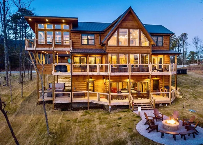 Treetop Treasure Sevierville