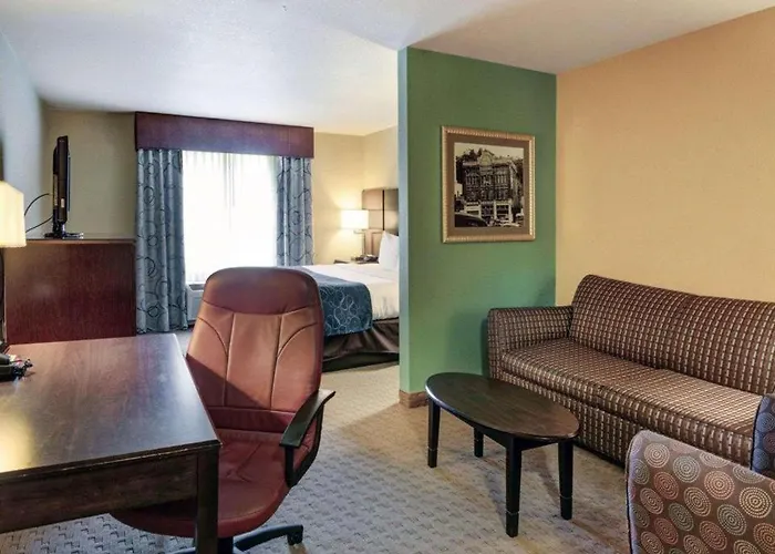 Comfort Suites Near Hot Springs Park