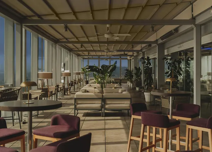 Melia Barcelona Sky 4* Sup Hotel