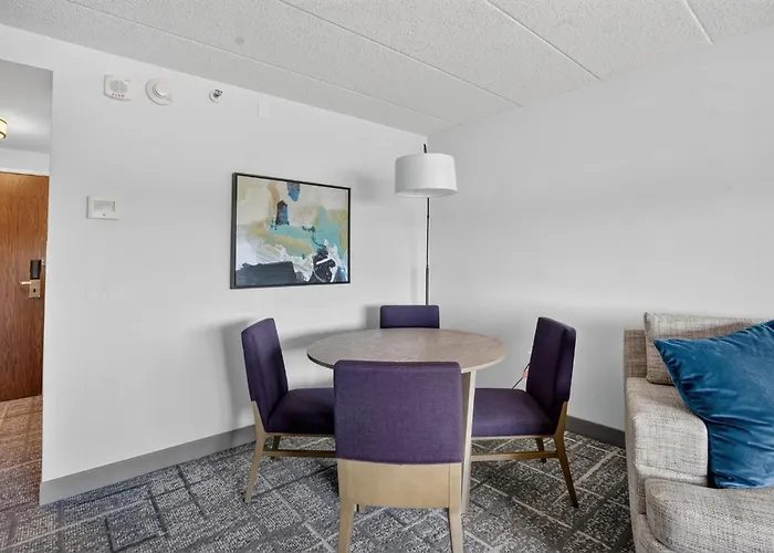 Crowne Plaza Lansing By Ihg Hotel