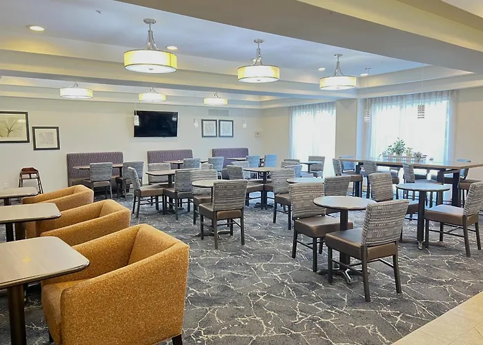 La Quinta By Wyndham Boise Towne Square Hotel