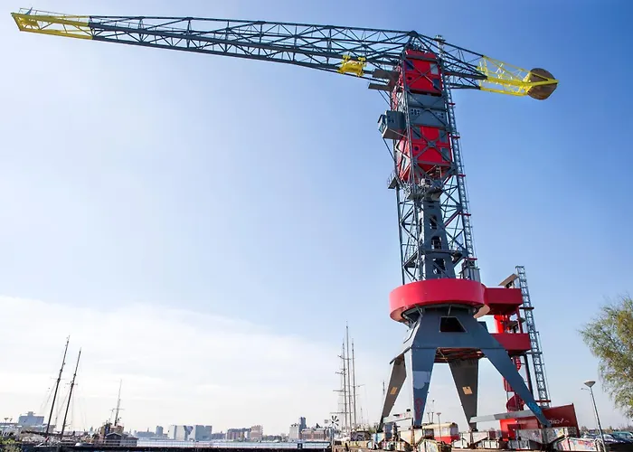 Faralda Crane Hotel Amsterdam